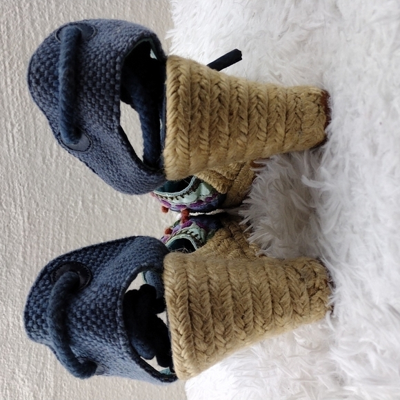 Apepazza Blue Fabric Upper Closed Toe Lace Up Gladiator Wedged Heel Espadrilles - Picture 6 of 16